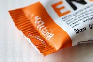 Detalj pakovanja energetskog gela.